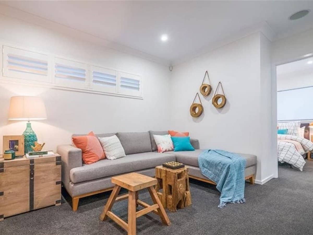 194 Valley Mews, DEEBING HEIGHTS - Thumbnail 5