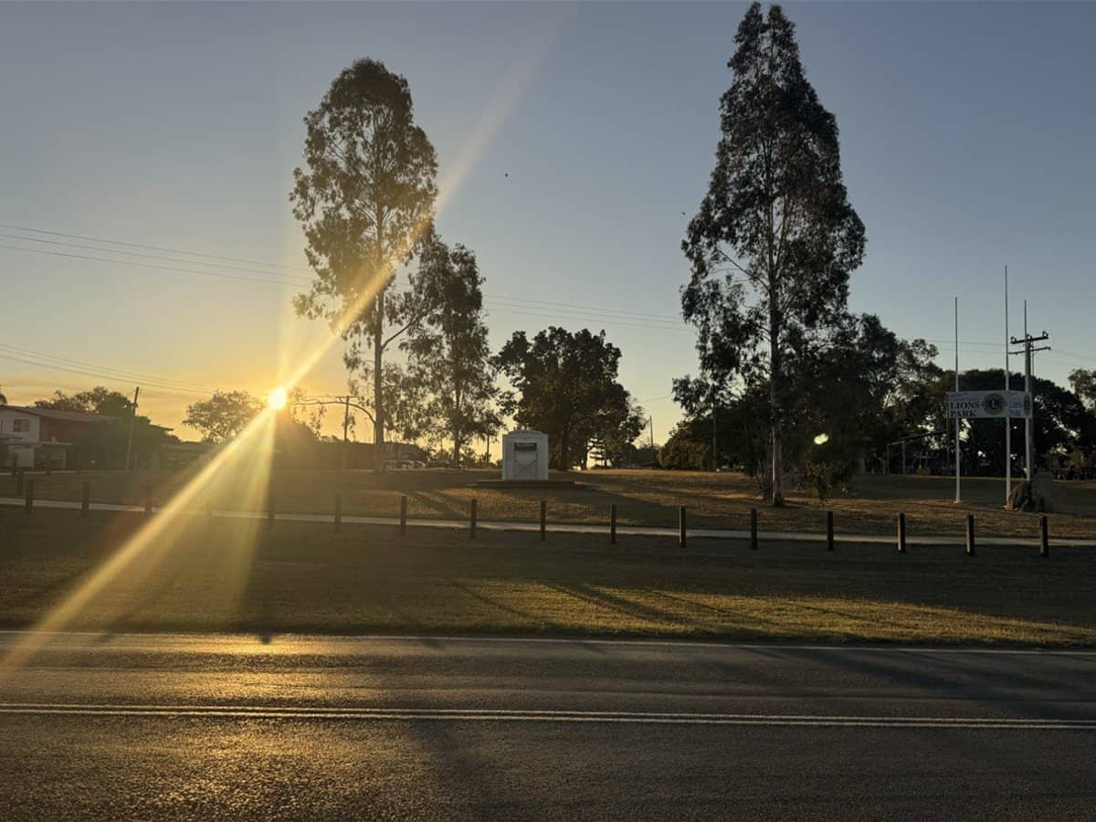 100 Thomas Close, BILOELA - Thumbnail 2