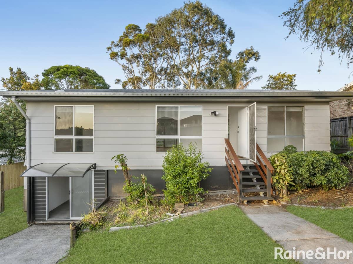 38 Walkers Road, MORAYFIELD - Thumbnail 1