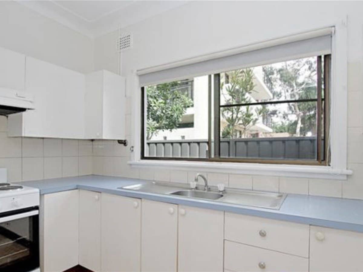 10 Sydney Road, WARWICK FARM - Thumbnail 9