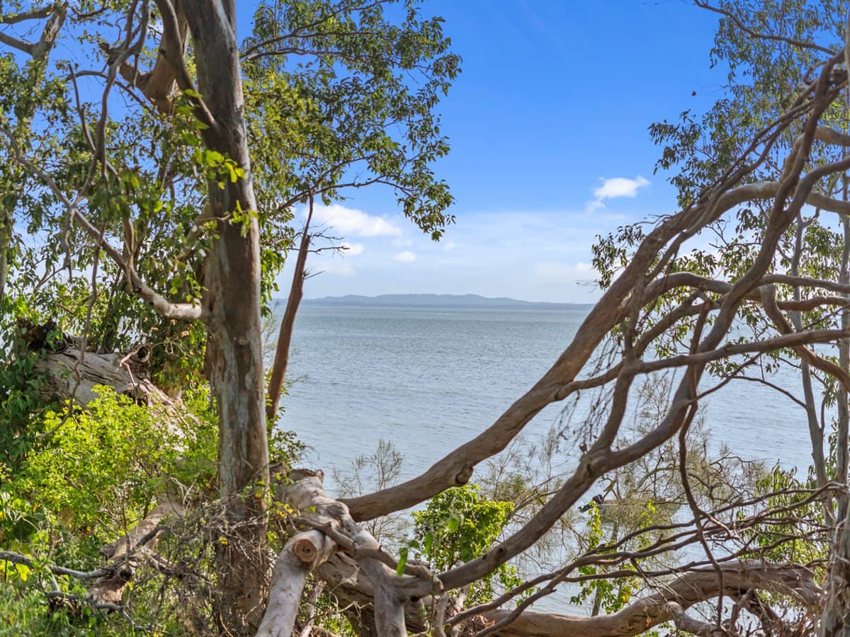 18 Oxley Parade, DUNWICH - Thumbnail 20