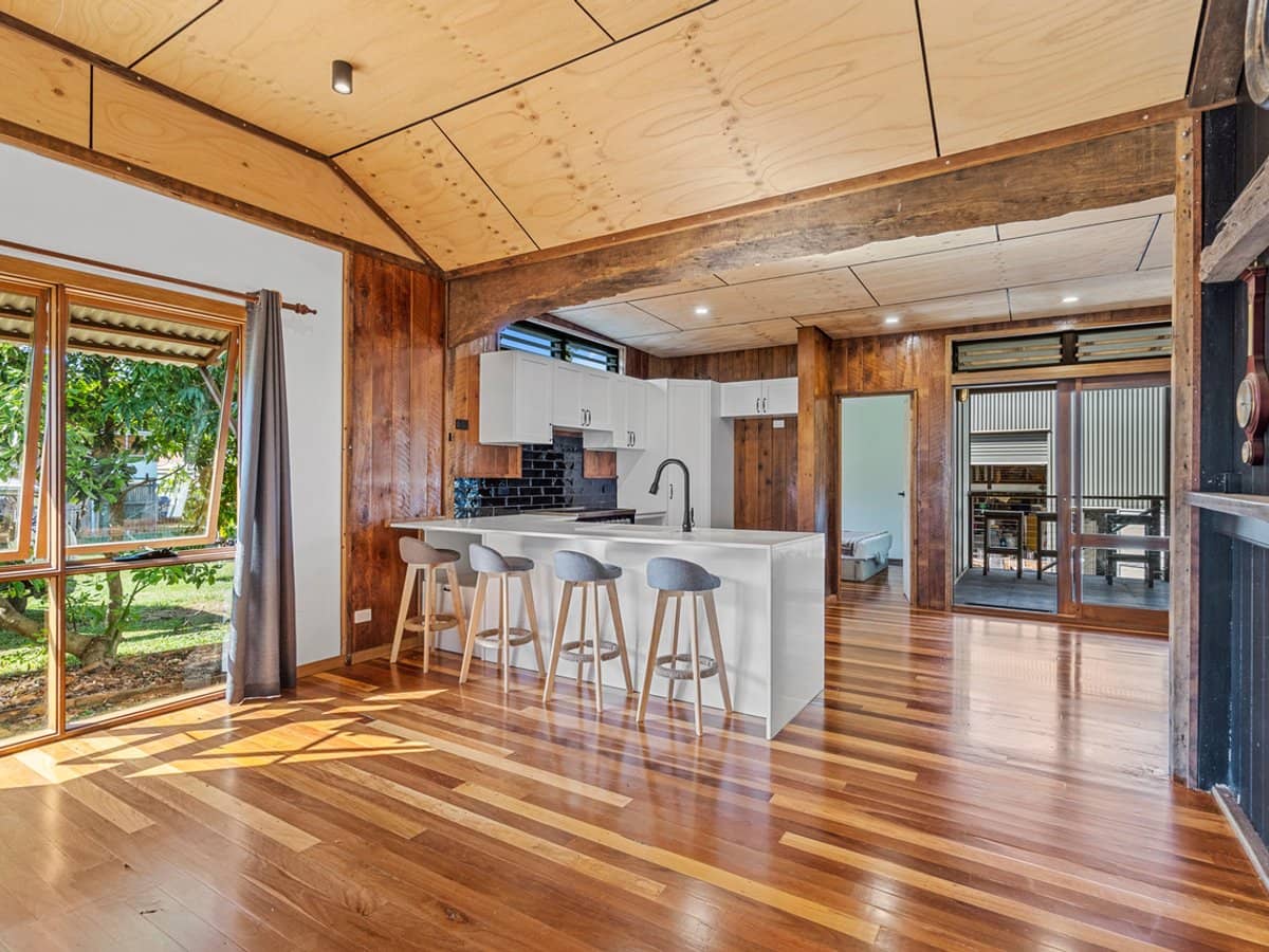 18 Oxley Parade, DUNWICH - Thumbnail 23