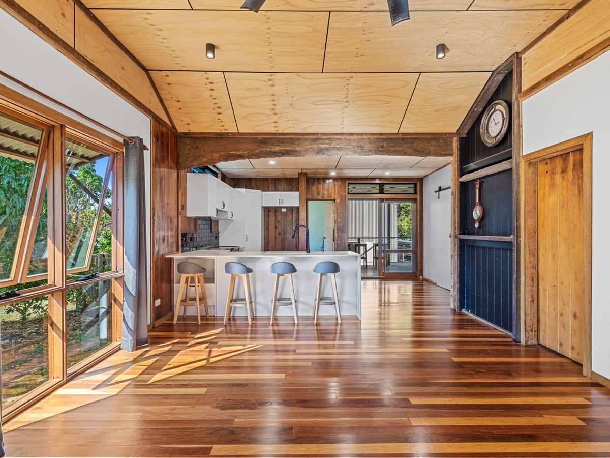 18 Oxley Parade, DUNWICH - Thumbnail 25