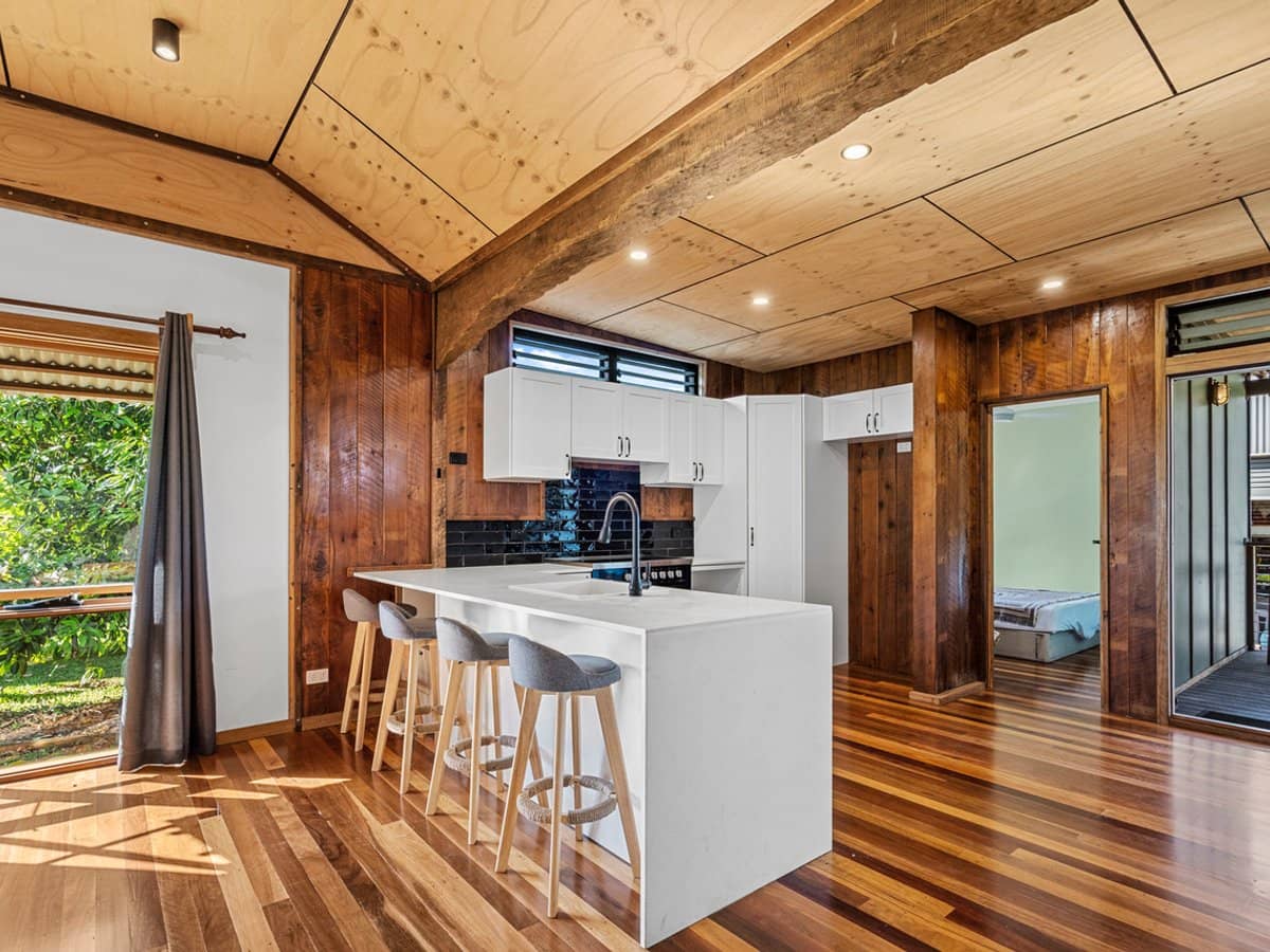 18 Oxley Parade, DUNWICH - Thumbnail 26