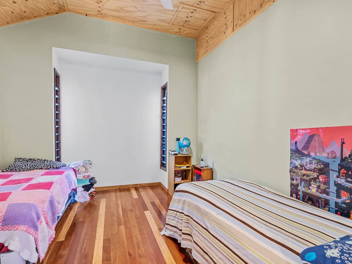 18 Oxley Parade, DUNWICH - Thumbnail 34