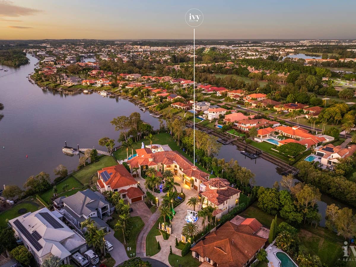 36 River  Cove Place, Helensvale - Thumbnail 5