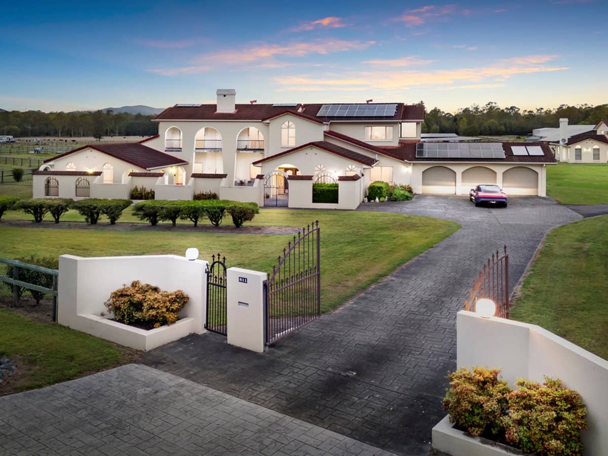 709-811 Stockleigh Road, STOCKLEIGH - Thumbnail 1