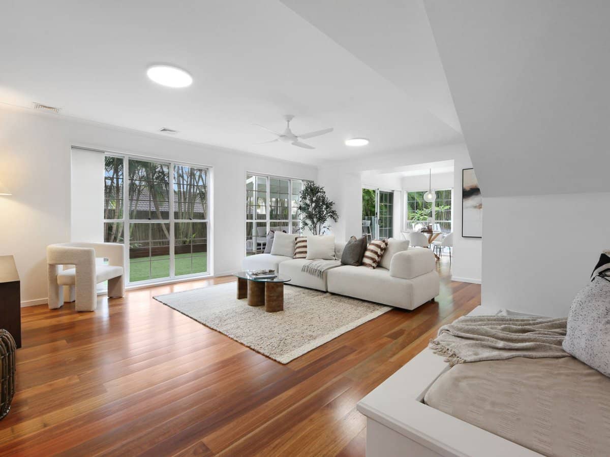 31 Huntingdale Crescent, ROBINA - Thumbnail 13