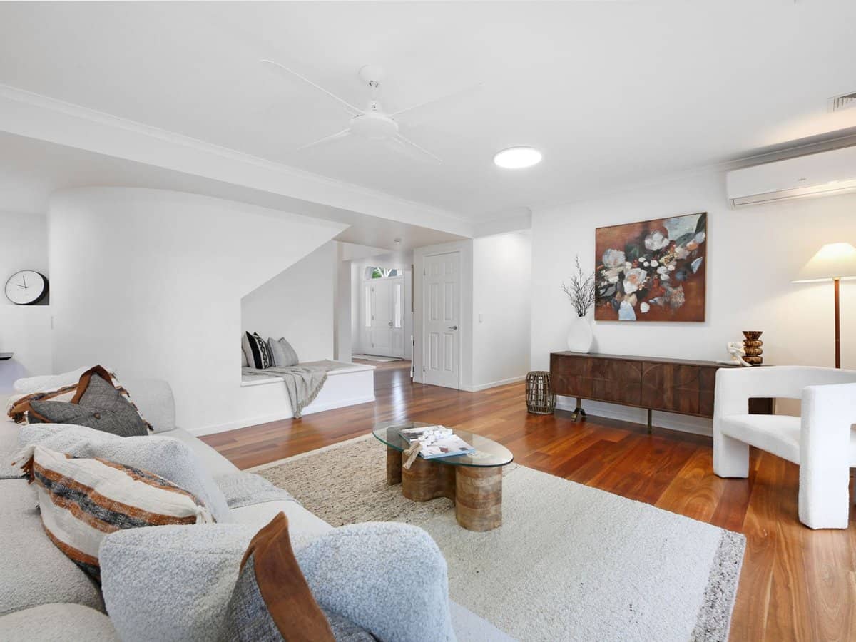 31 Huntingdale Crescent, ROBINA - Thumbnail 15