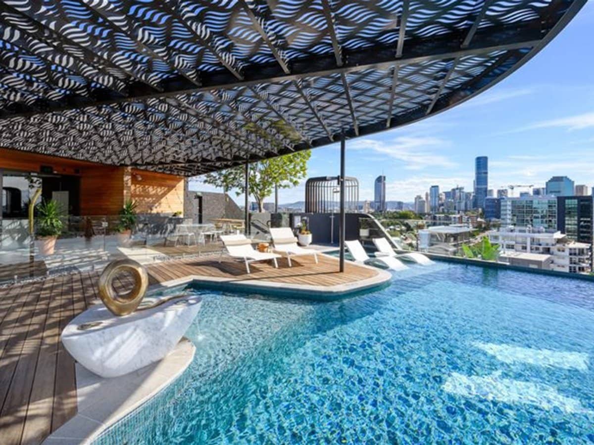 8 Darambal, SURFERS PARADISE - Thumbnail 1