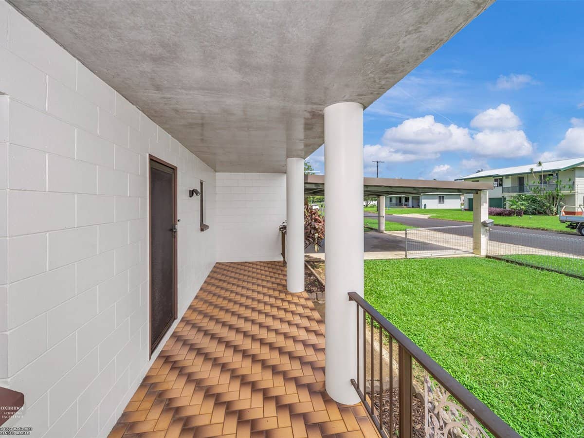 10 Seymour Street, INNISFAIL ESTATE - Thumbnail 10