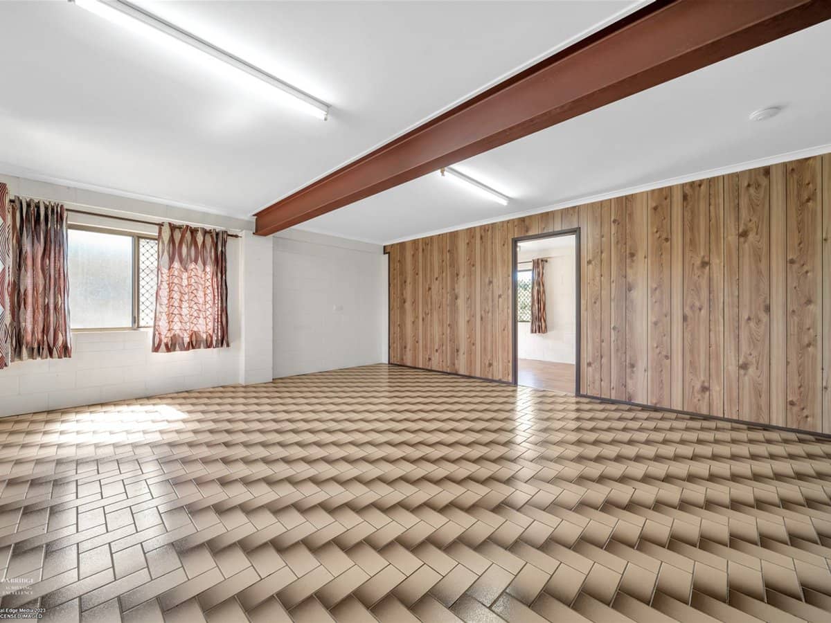 10 Seymour Street, INNISFAIL ESTATE - Thumbnail 14