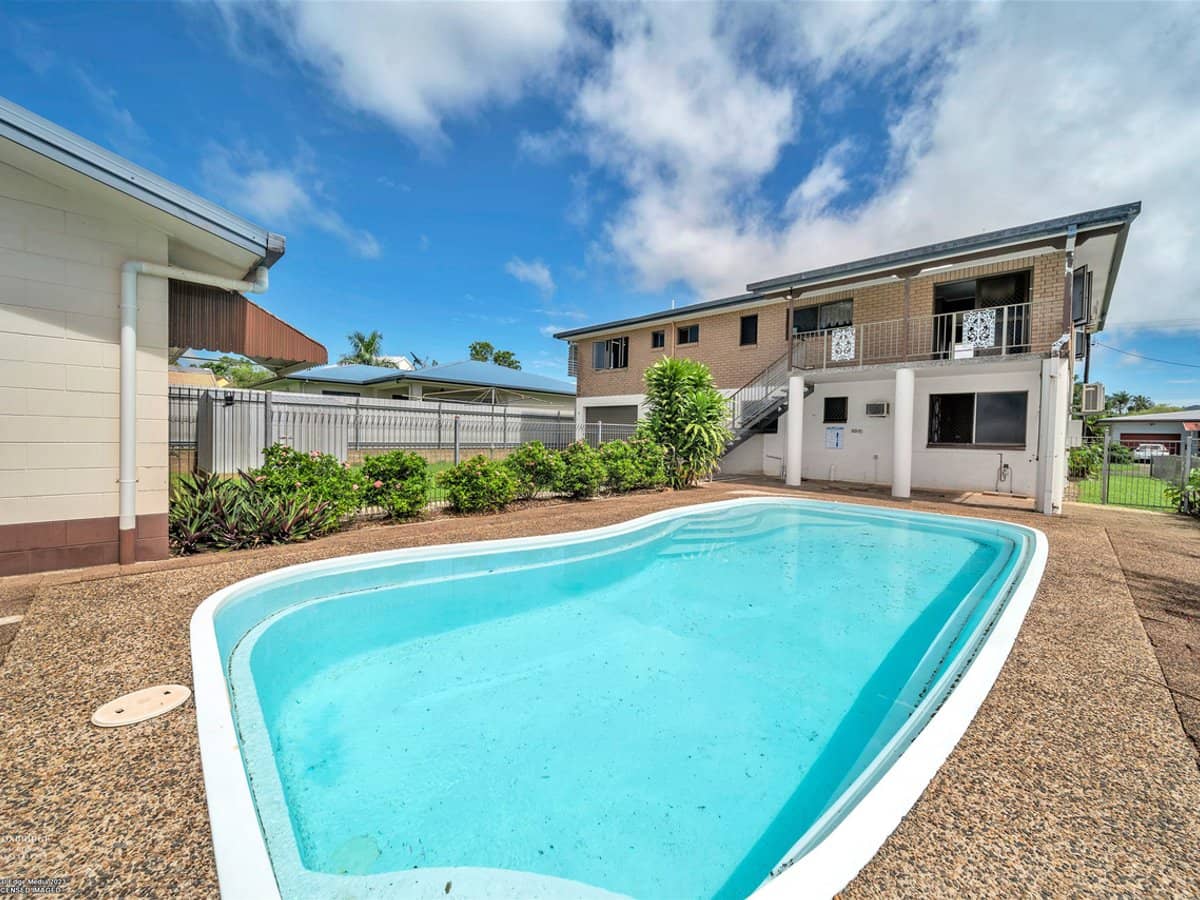 10 Seymour Street, INNISFAIL ESTATE - Thumbnail 28