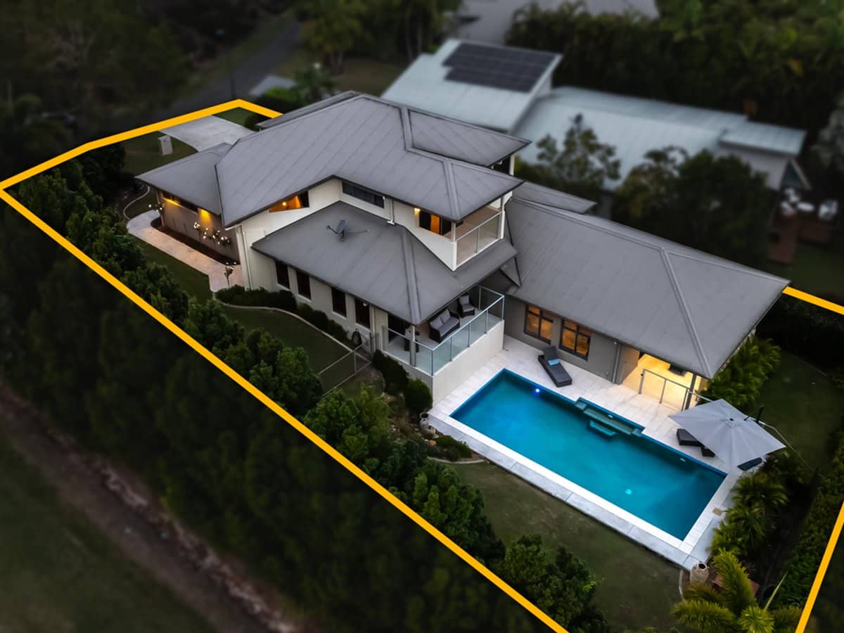 10 Mistral Lane, COOMERA WATERS - Thumbnail 6