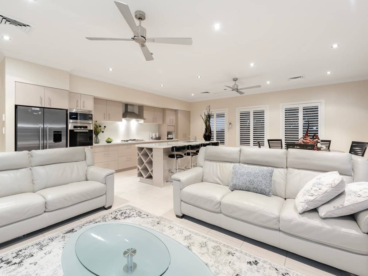 10 Mistral Lane, COOMERA WATERS - Thumbnail 12