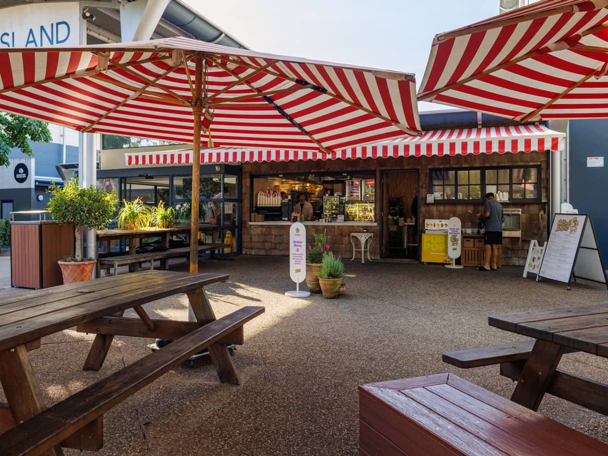 34 Elanora Drive, BURLEIGH HEADS - Thumbnail 8