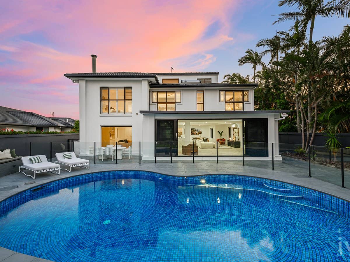 7 Kavieng Crescent, Runaway Bay - Thumbnail 9