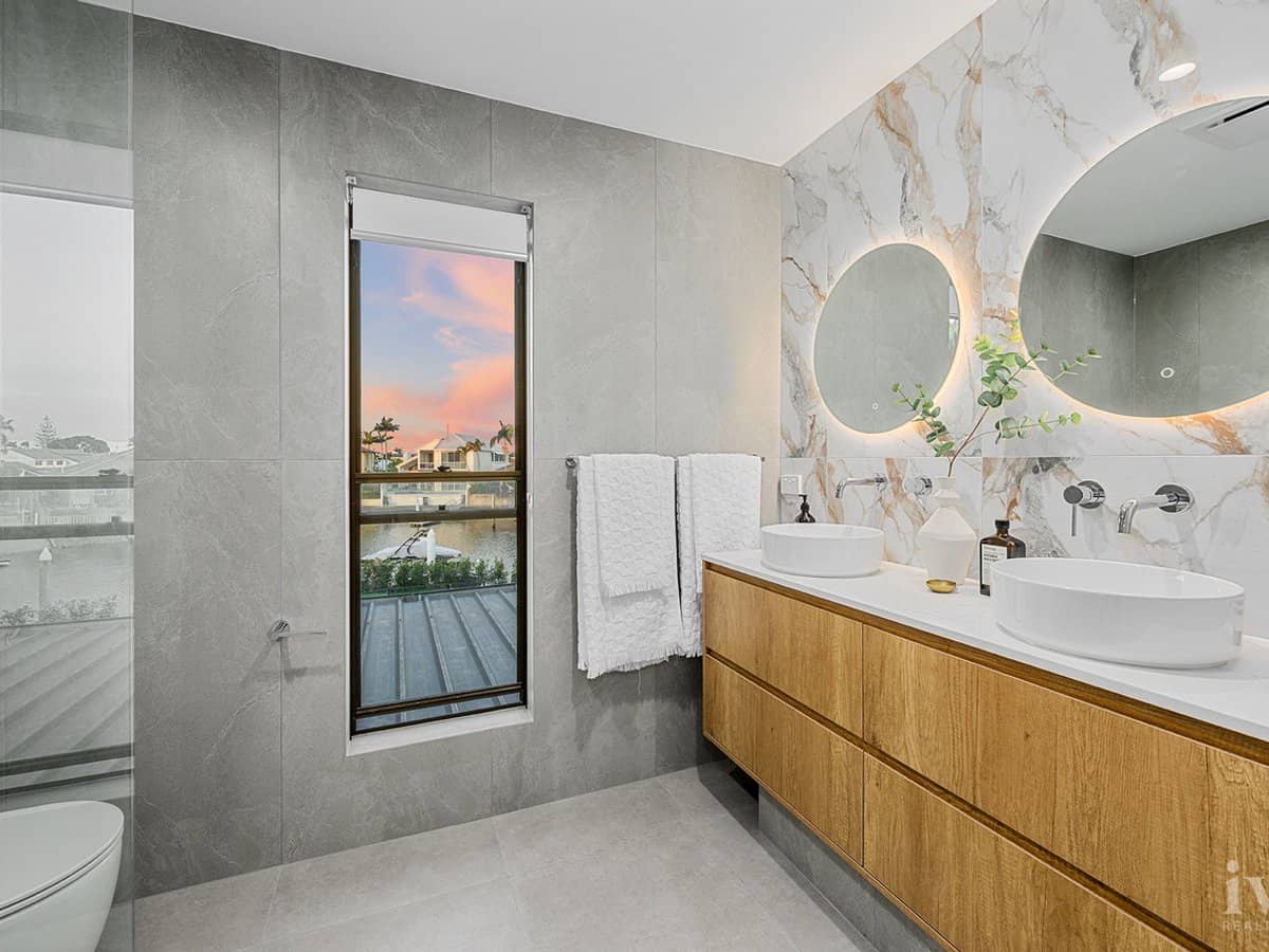 7 Kavieng Crescent, Runaway Bay - Thumbnail 20