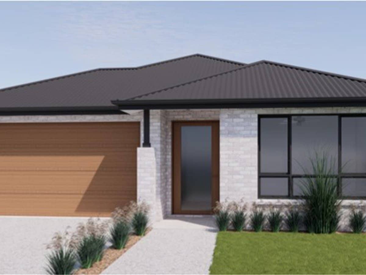 758 The Fairways, LOCKYER - Thumbnail 1