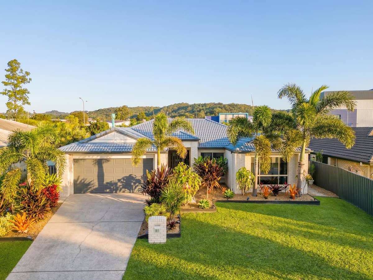 27 Protea Court, ROBINA - Thumbnail 2