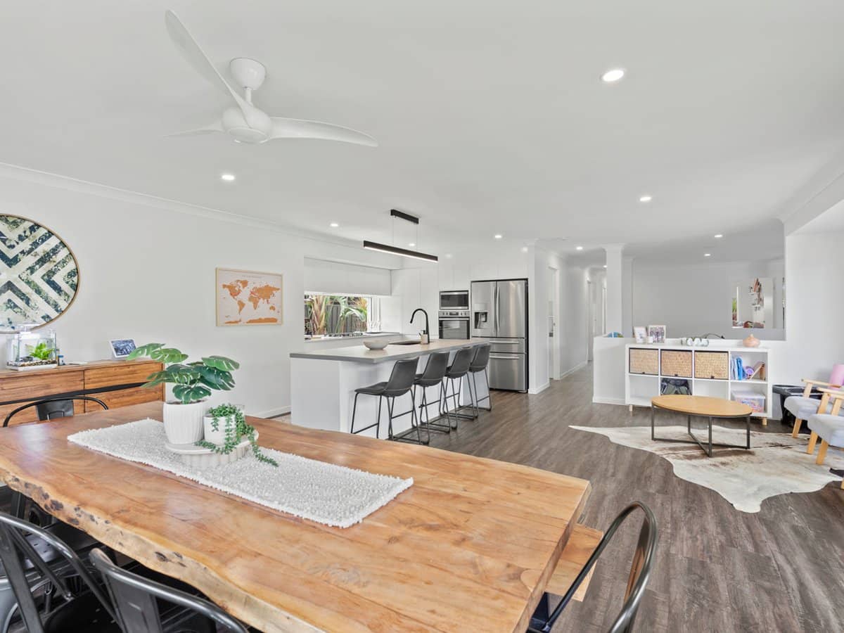 27 Protea Court, ROBINA - Thumbnail 9