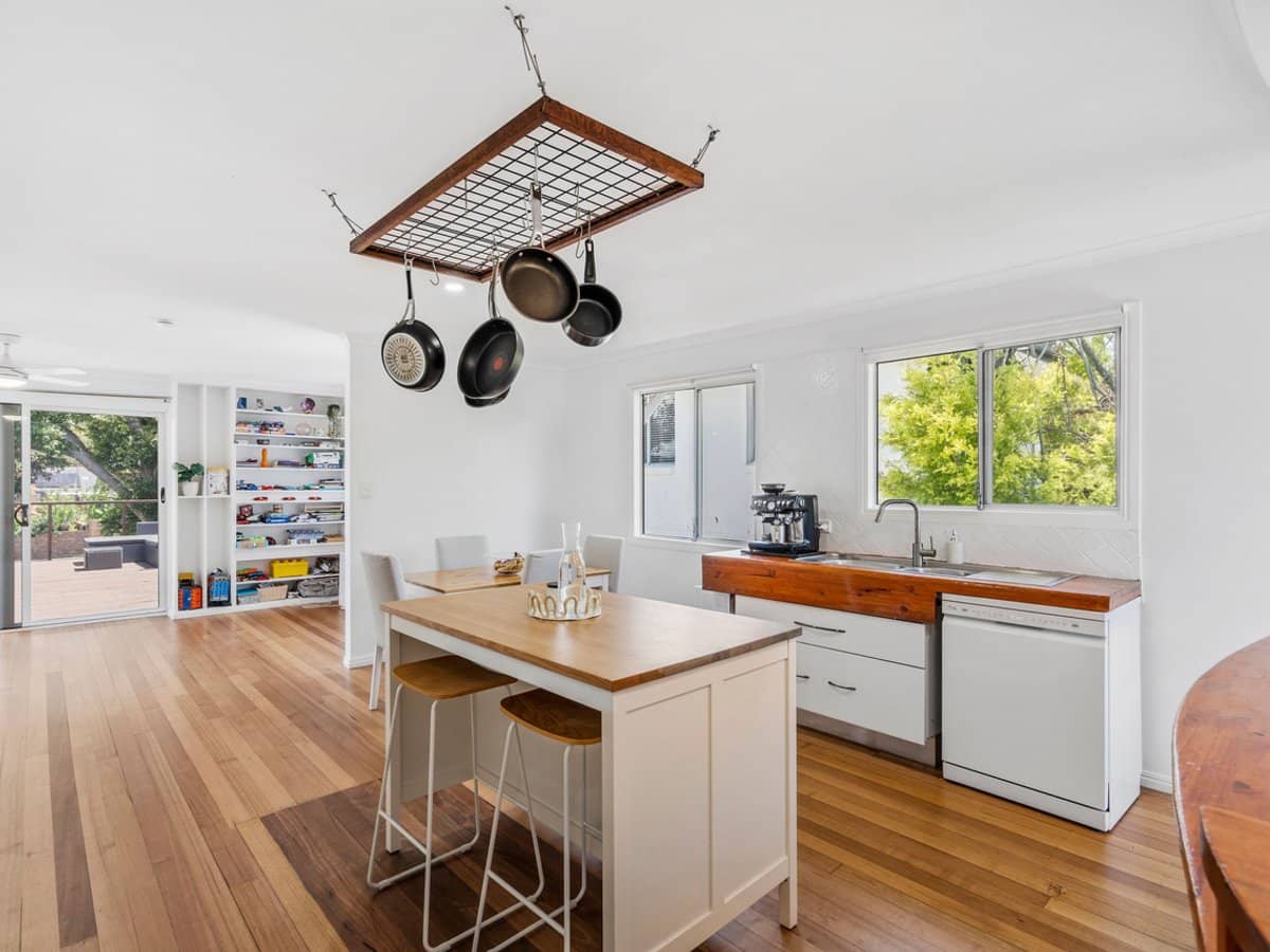 260 Benowa Road, BENOWA - Thumbnail 8