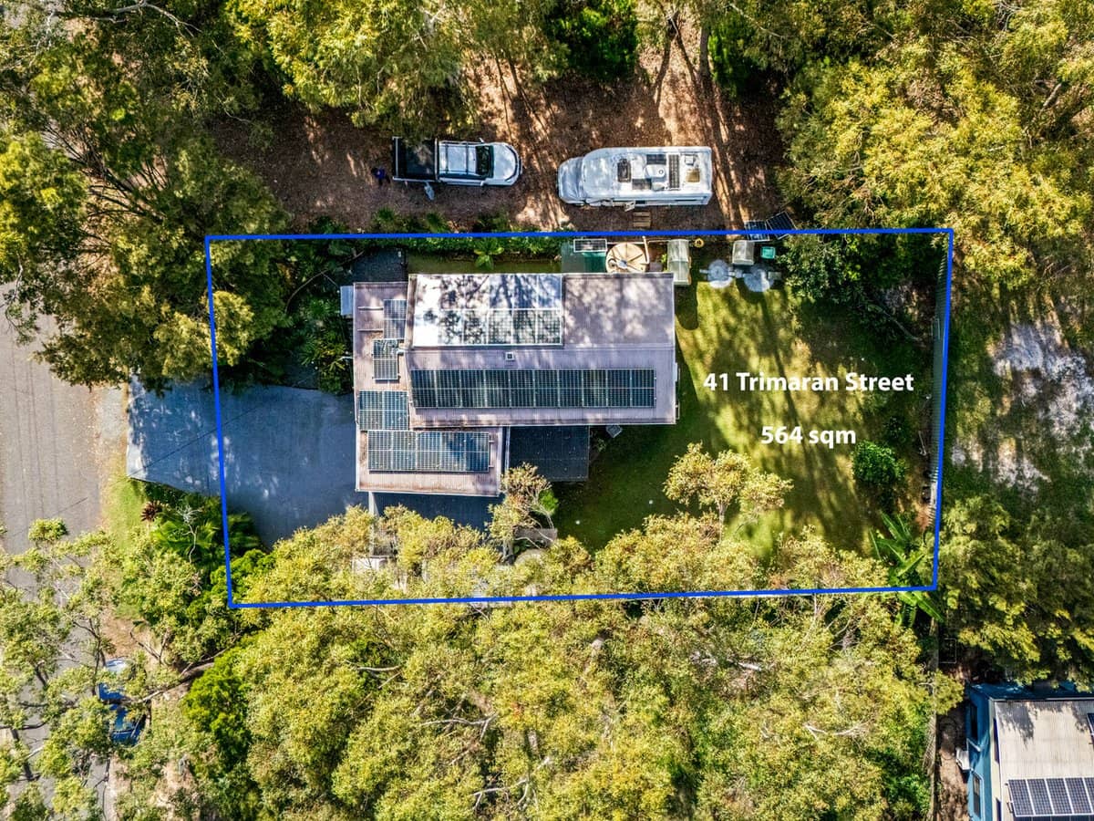 41 Trimaran Street, RUSSELL ISLAND - Thumbnail 34