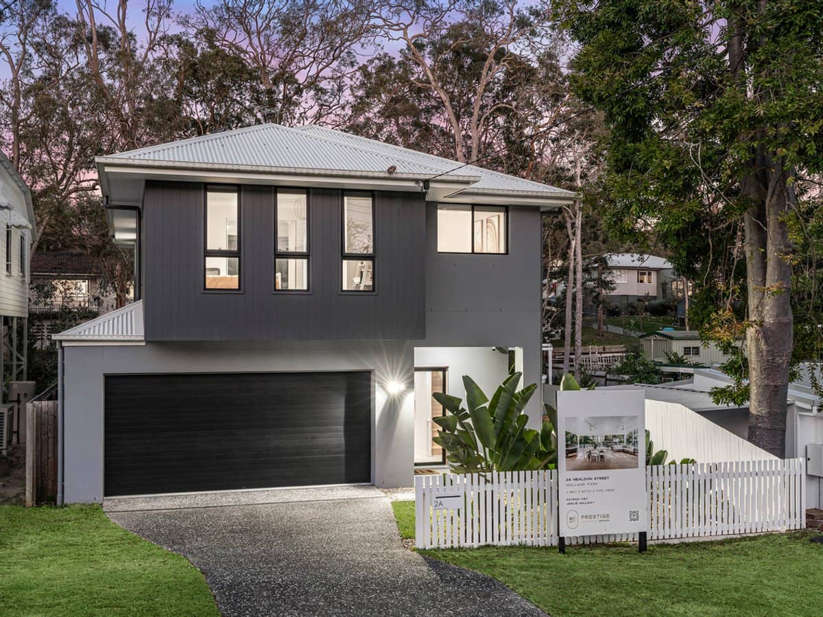 2A Nealdon Street, HOLLAND PARK - Thumbnail 1