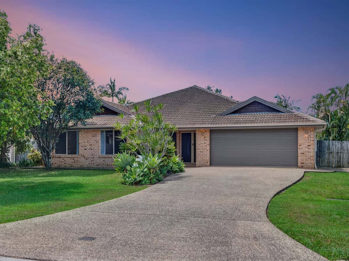 16 Fir Place, Warner - Thumbnail 1