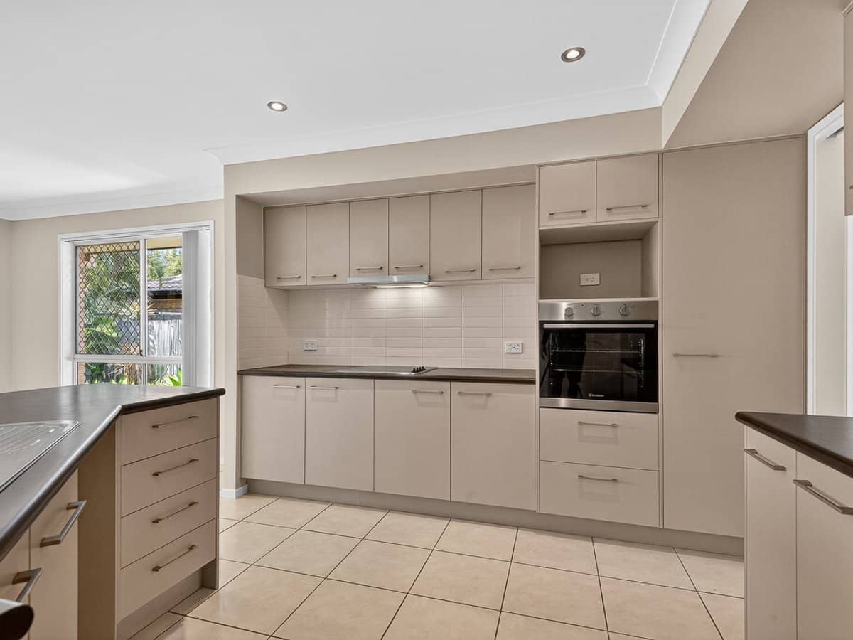 16 Fir Place, Warner - Thumbnail 4