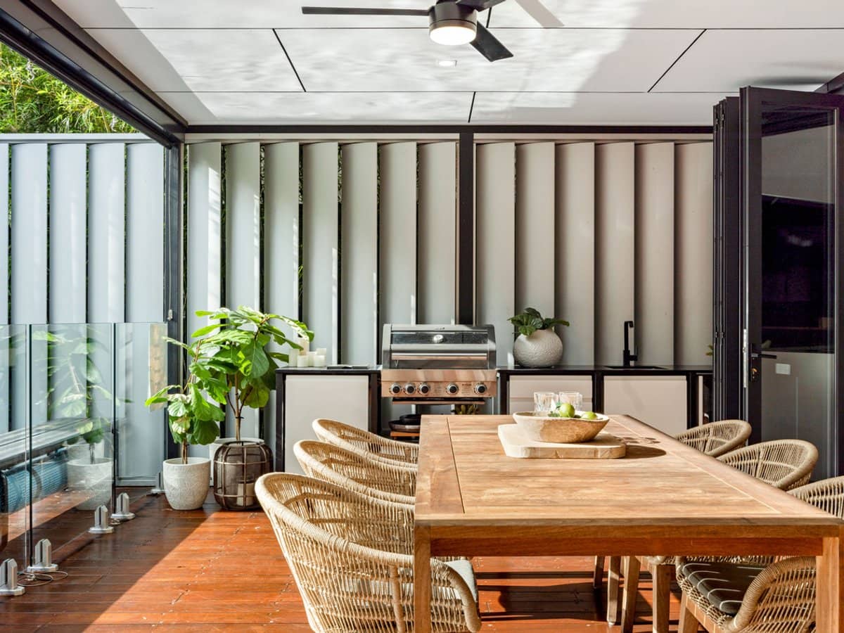 97 Lake Weyba Drive, NOOSAVILLE - Thumbnail 18