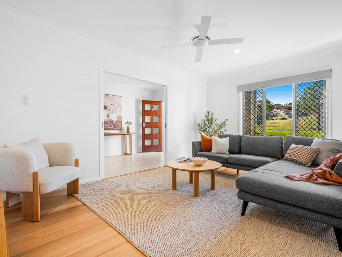 23 Tenterfield Street, MURARRIE - Thumbnail 8