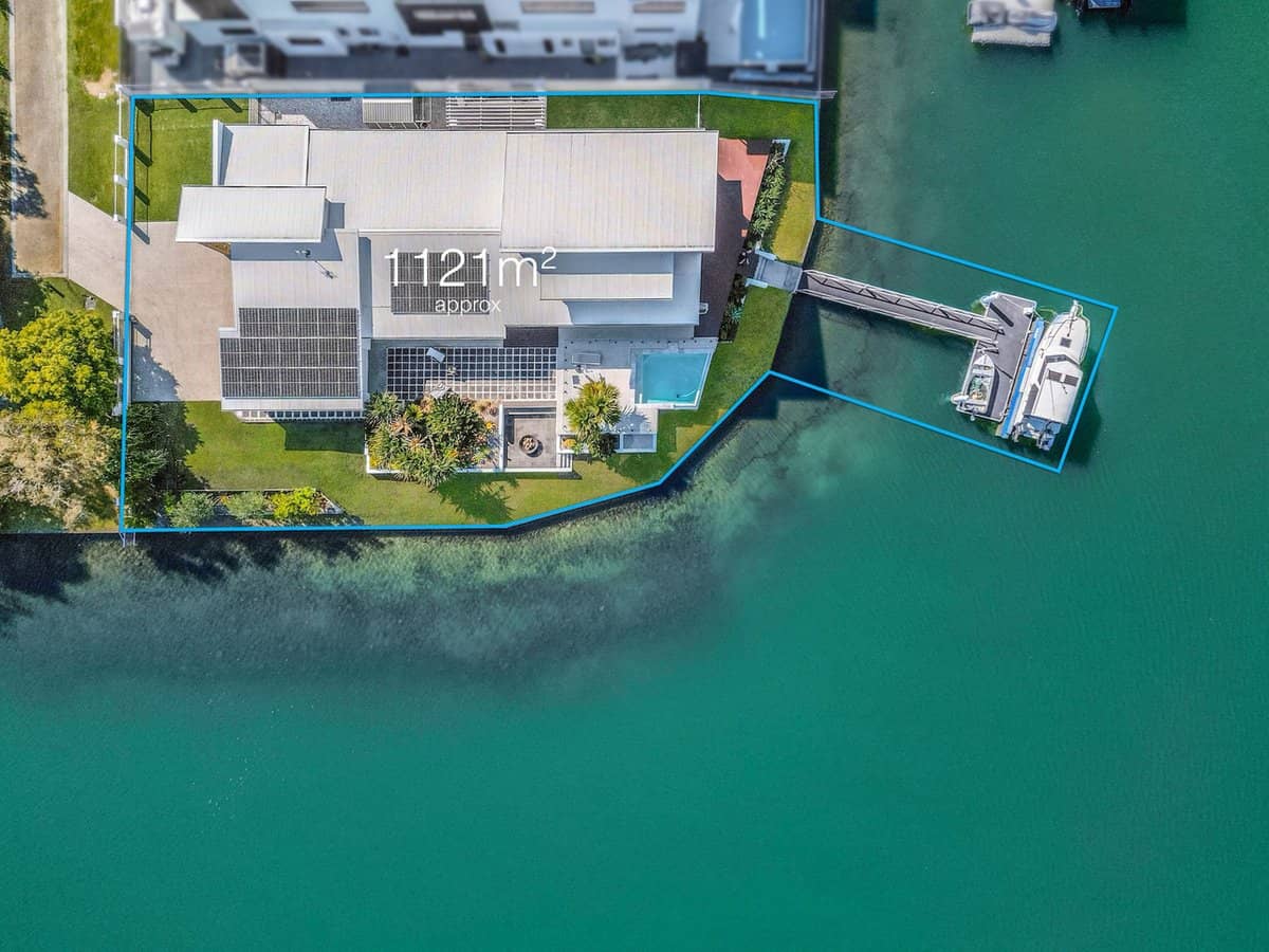 23 Sea Glint Place, PELICAN WATERS - Thumbnail 10