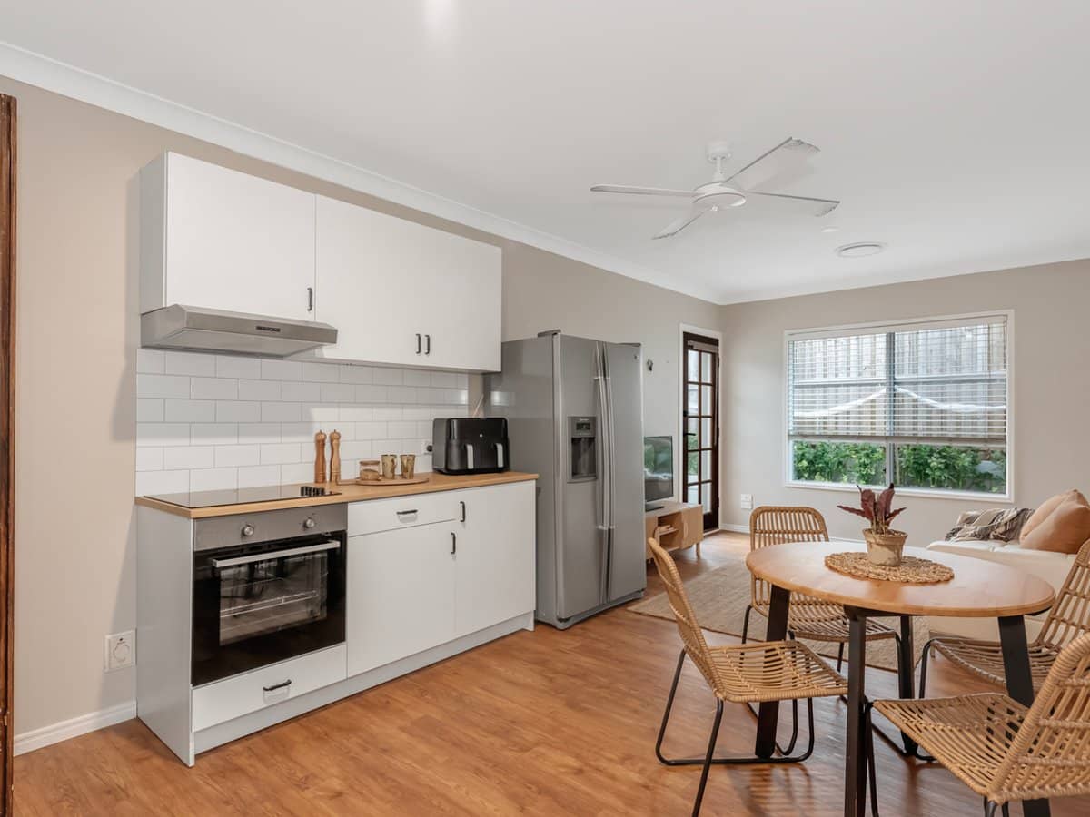 7 Stormvogel Court, COOMERA WATERS - Thumbnail 11