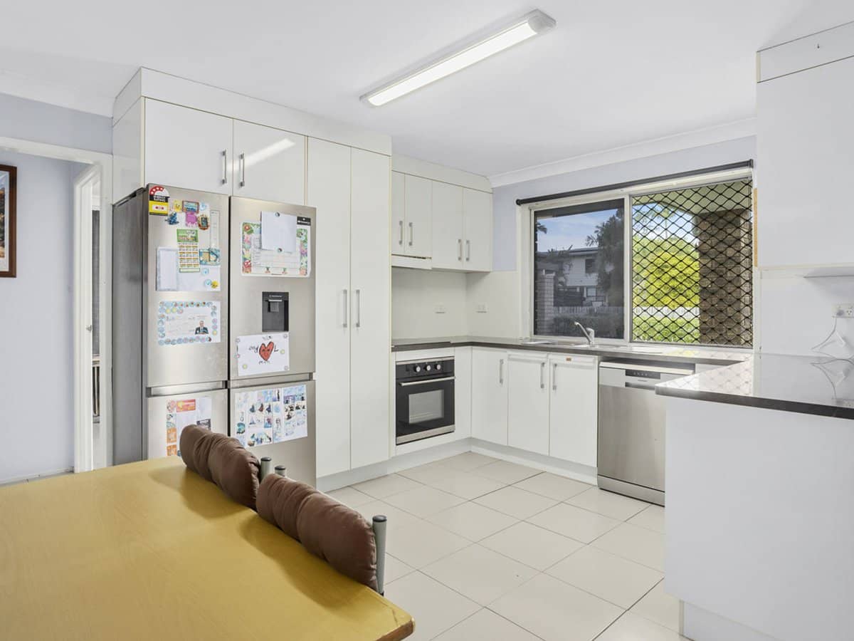 15 Kelman Street, Norman Gardens - Thumbnail 3