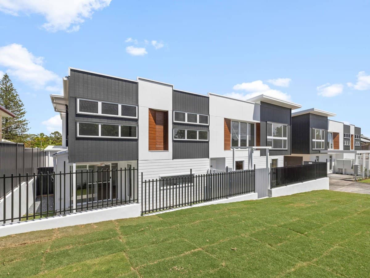 42 Channel Street, CLEVELAND - Thumbnail 1