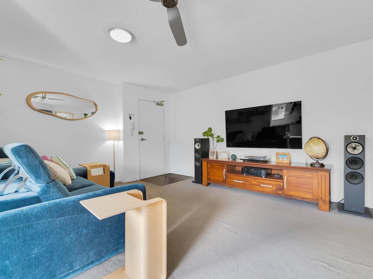 133 Central Avenue, INDOOROOPILLY - Thumbnail 2