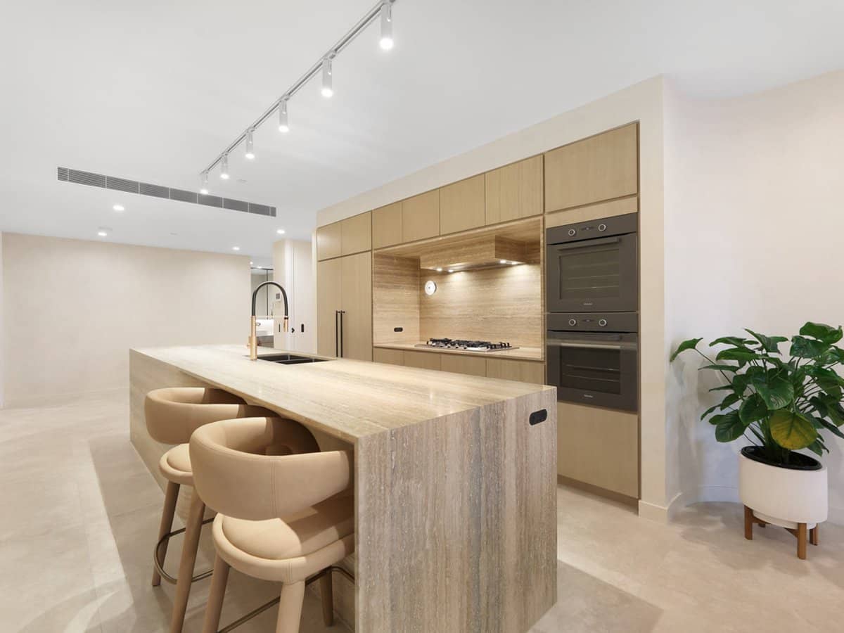 58 THE Esplanade, Burleigh Heads - Thumbnail 6