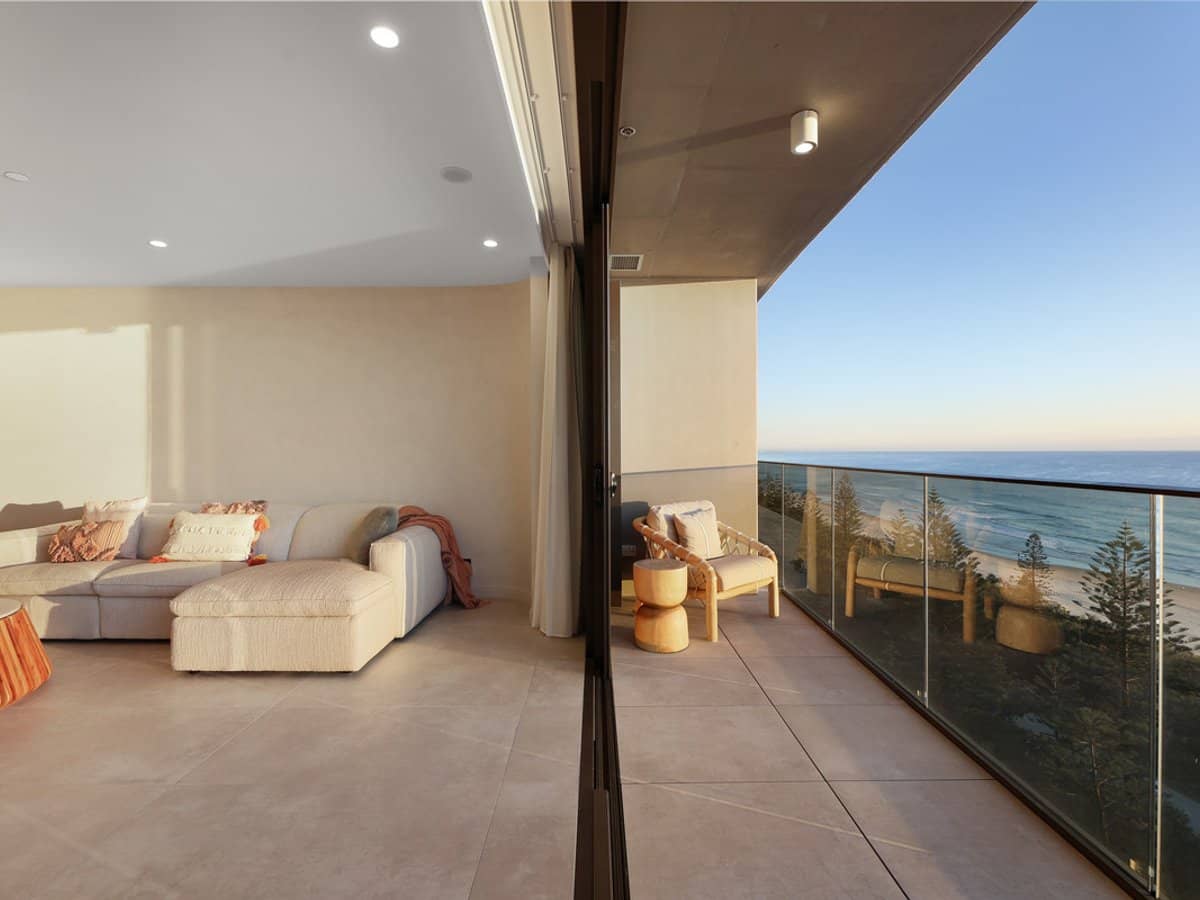 58 THE Esplanade, Burleigh Heads - Thumbnail 13