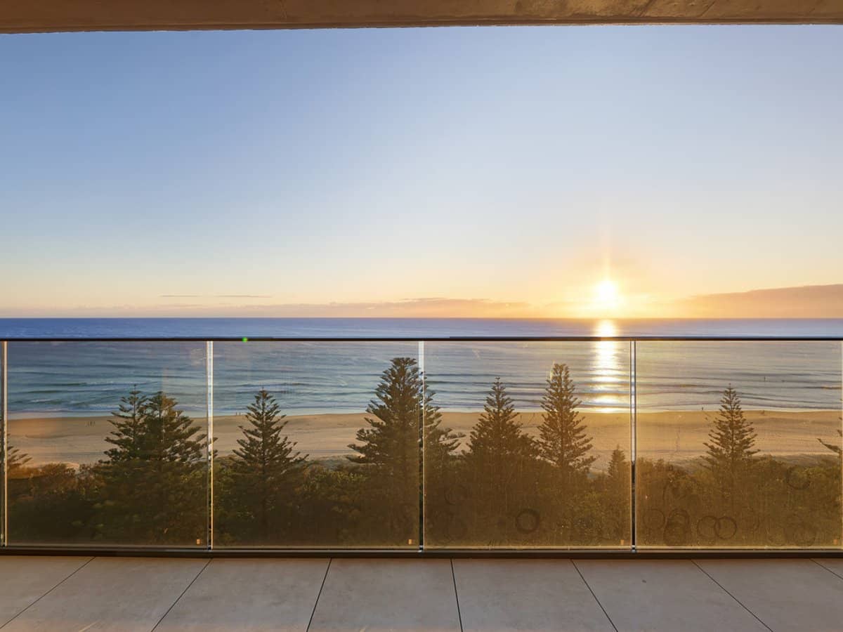58 THE Esplanade, Burleigh Heads - Thumbnail 15