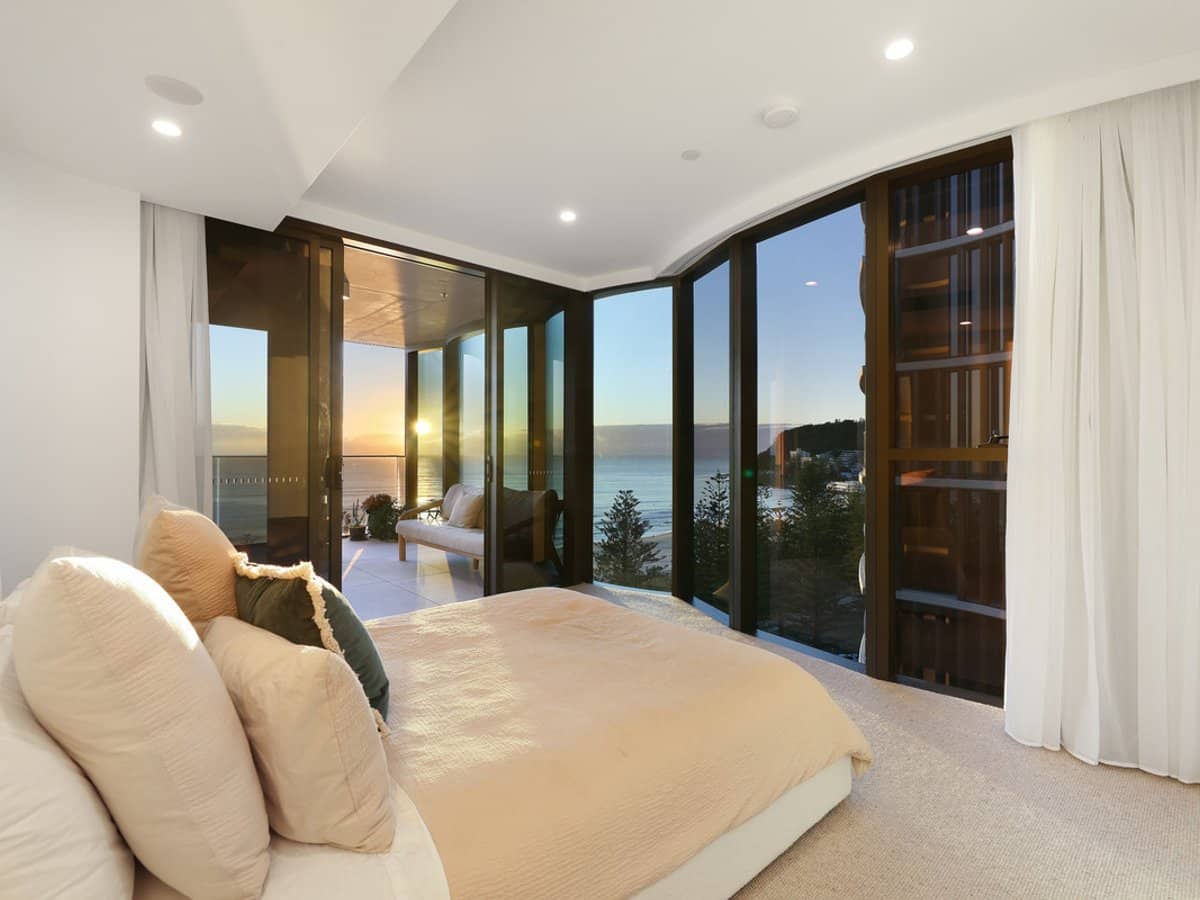 58 THE Esplanade, Burleigh Heads - Thumbnail 20