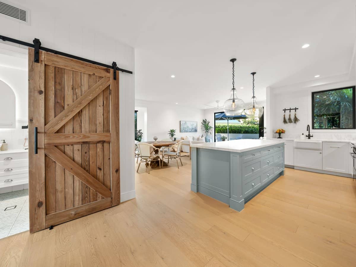 3-5 Beach Parade, SURFERS PARADISE - Thumbnail 6