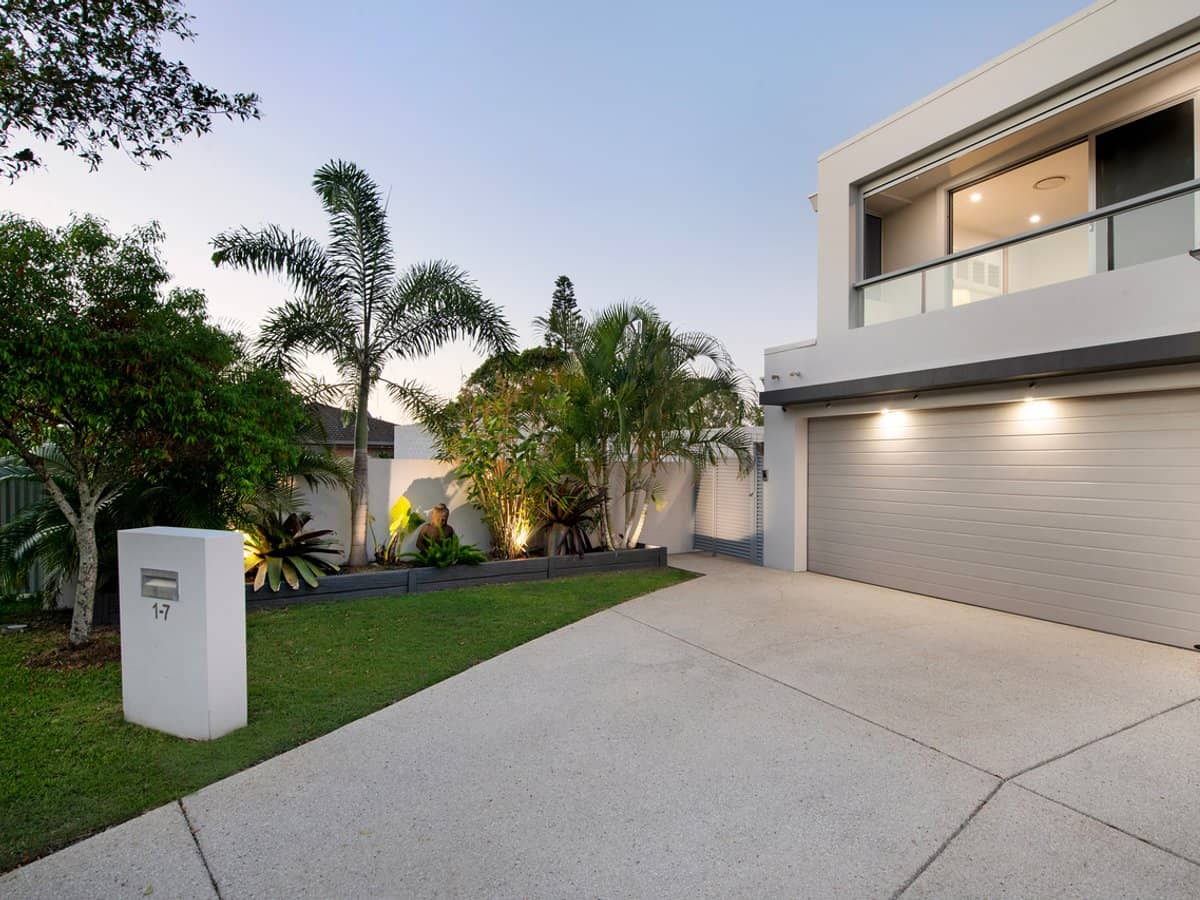 7 Esther Place, SURFERS PARADISE - Thumbnail 26