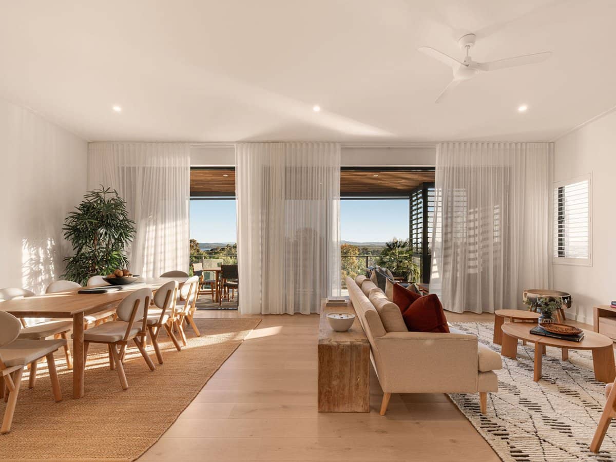 75 Resort Drive, NOOSA HEADS - Thumbnail 2