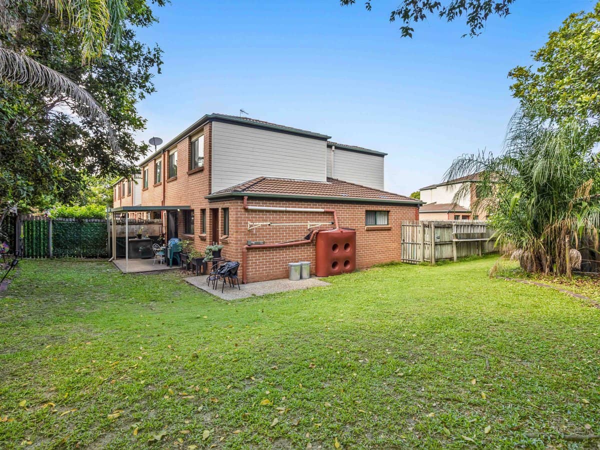 1 Koala Town Road, Upper Coomera - Thumbnail 12