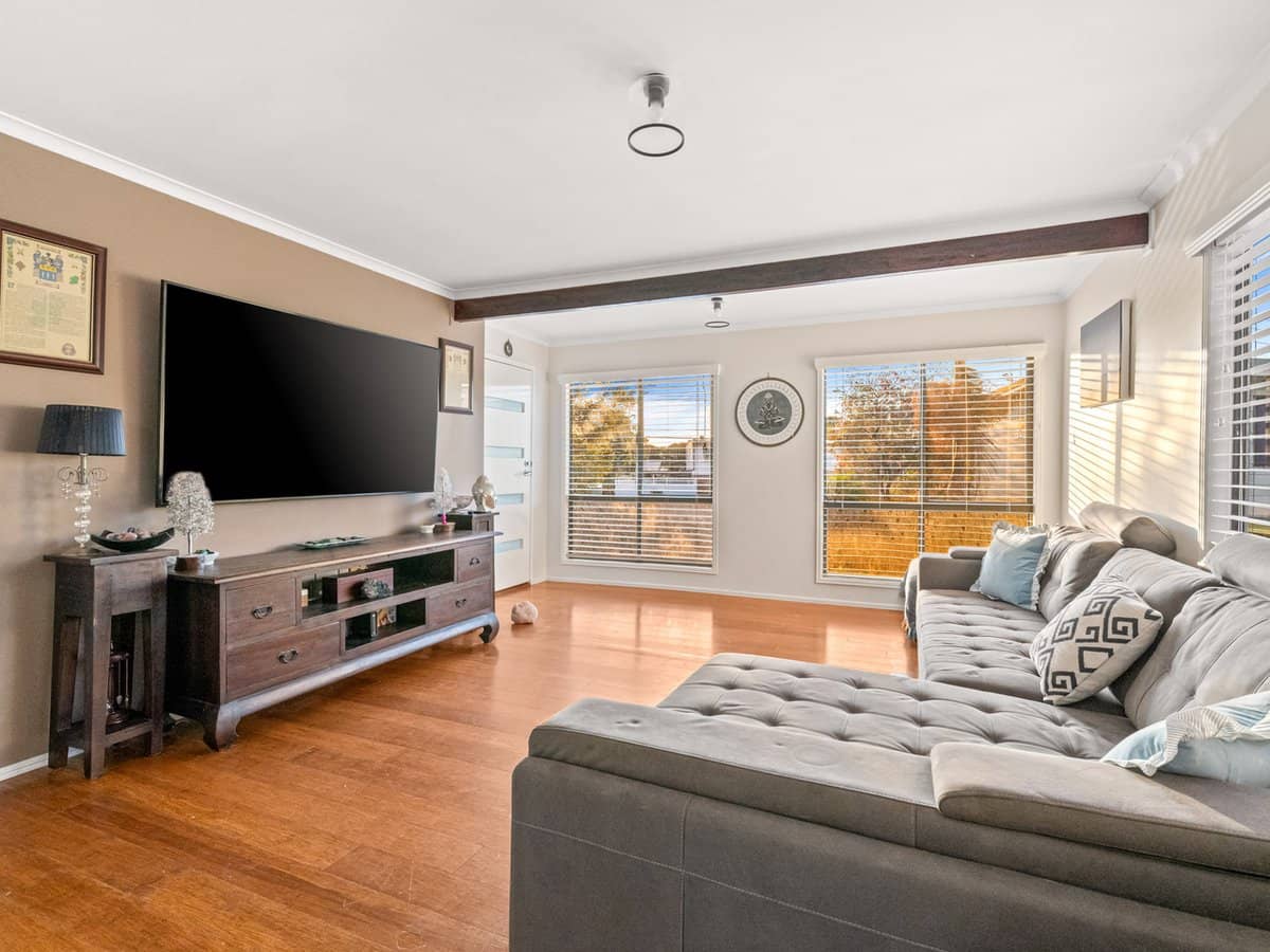 20 McGrath Street, WATERFORD WEST - Thumbnail 2