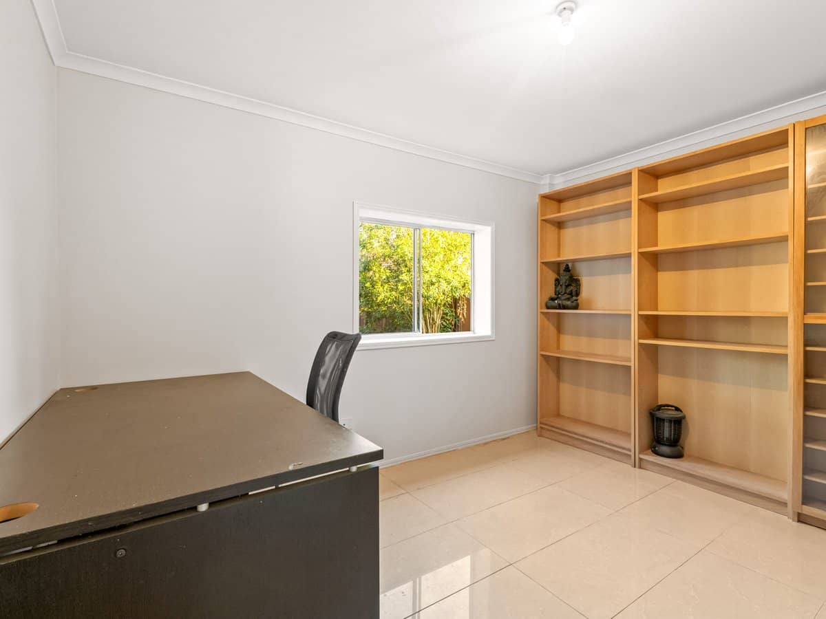 20 McGrath Street, WATERFORD WEST - Thumbnail 13