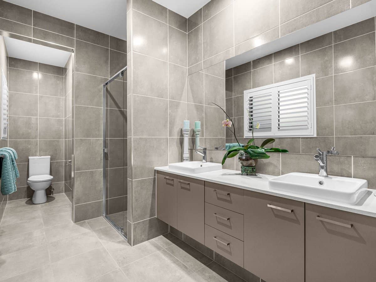 24 Alkoomie Street, WYNNUM - Thumbnail 13