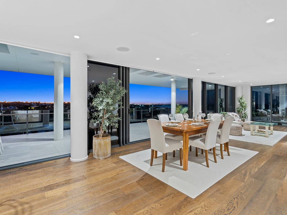 90 Berrima Street, WYNNUM - Thumbnail 8