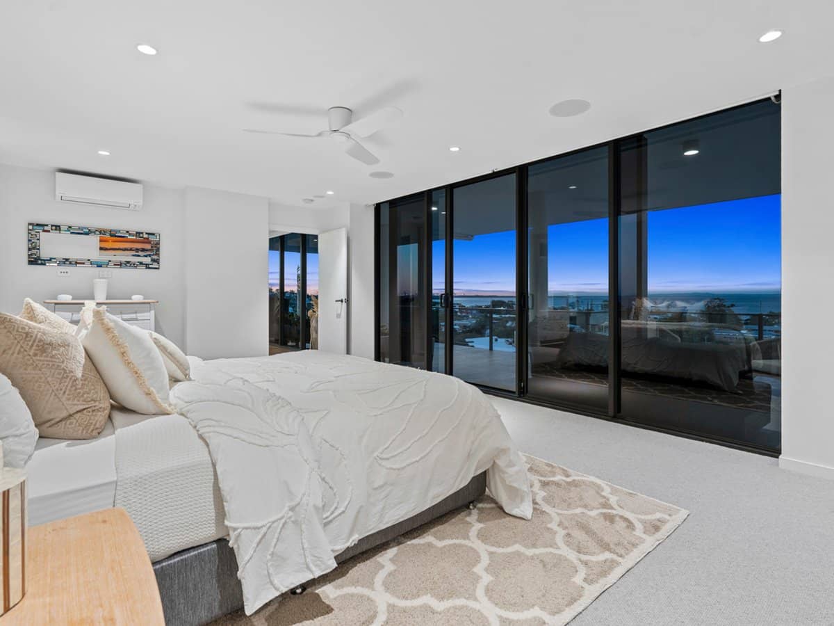 90 Berrima Street, WYNNUM - Thumbnail 15